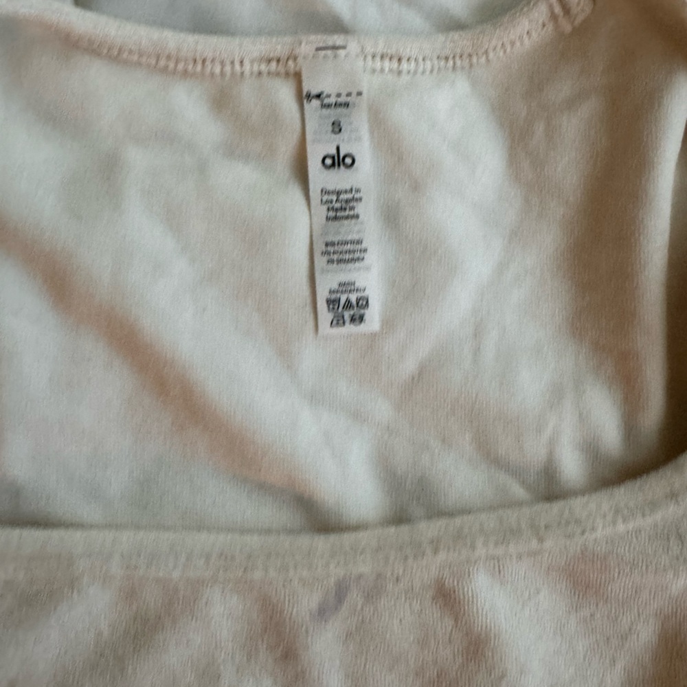 Alo Yoga | Terry Beachside Short Sleeve - Picture 5 of 7